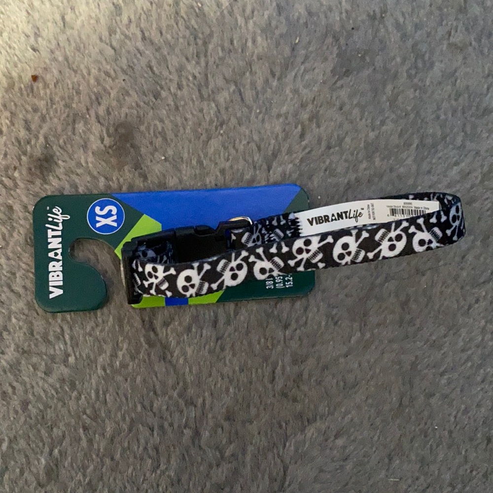 Skull and Crossbones Pet Collar